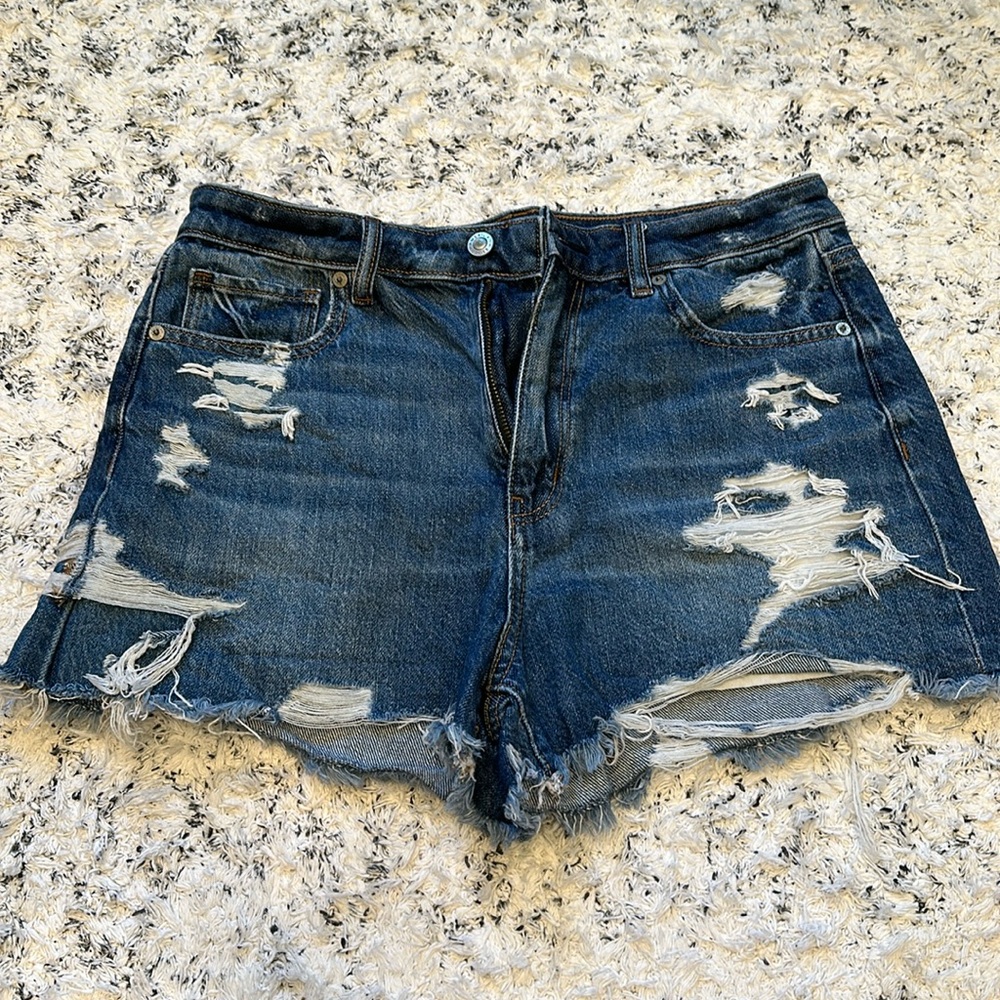 NWOT American eagle mom shirt